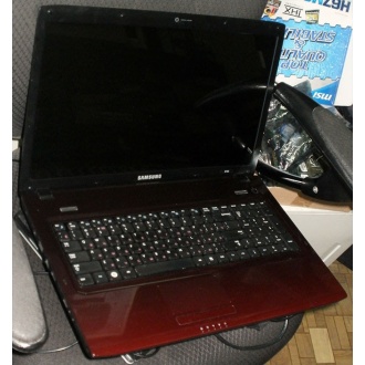 Ноутбук Samsung R780i (Intel Core i3 370M (2x2.4Ghz HT) /4096Mb DDR3 /320Gb /ATI Radeon HD5470 /17.3" TFT 1600x900) - Прокопьевск